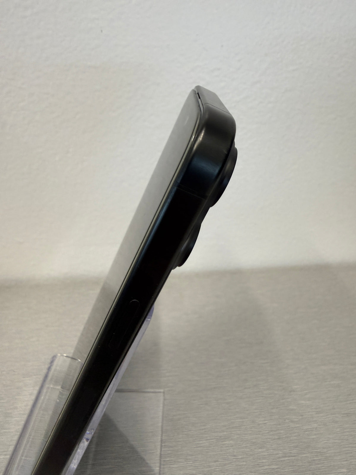 iPhone 15 Pro 256GB - Black - Pre-owned