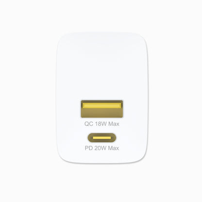 Port view of the PISEN QUICK 20W TS-C181 wall charger showing USB-A QC 18W and USB-C PD 20W outputs